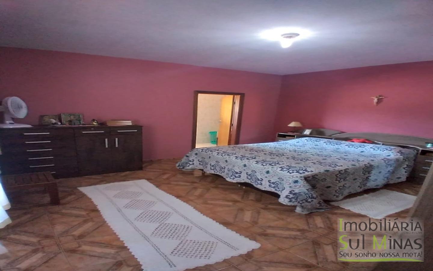 Casa a Venda no Córrego do Bom Jesus MG com 4 Dormitórios Cód. 1600 (6)