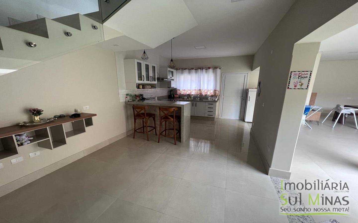 Casa a venda em Cambuí Mg com 202 m2 de construção sendo 150 m2 de lote Cod. 1399 (1)