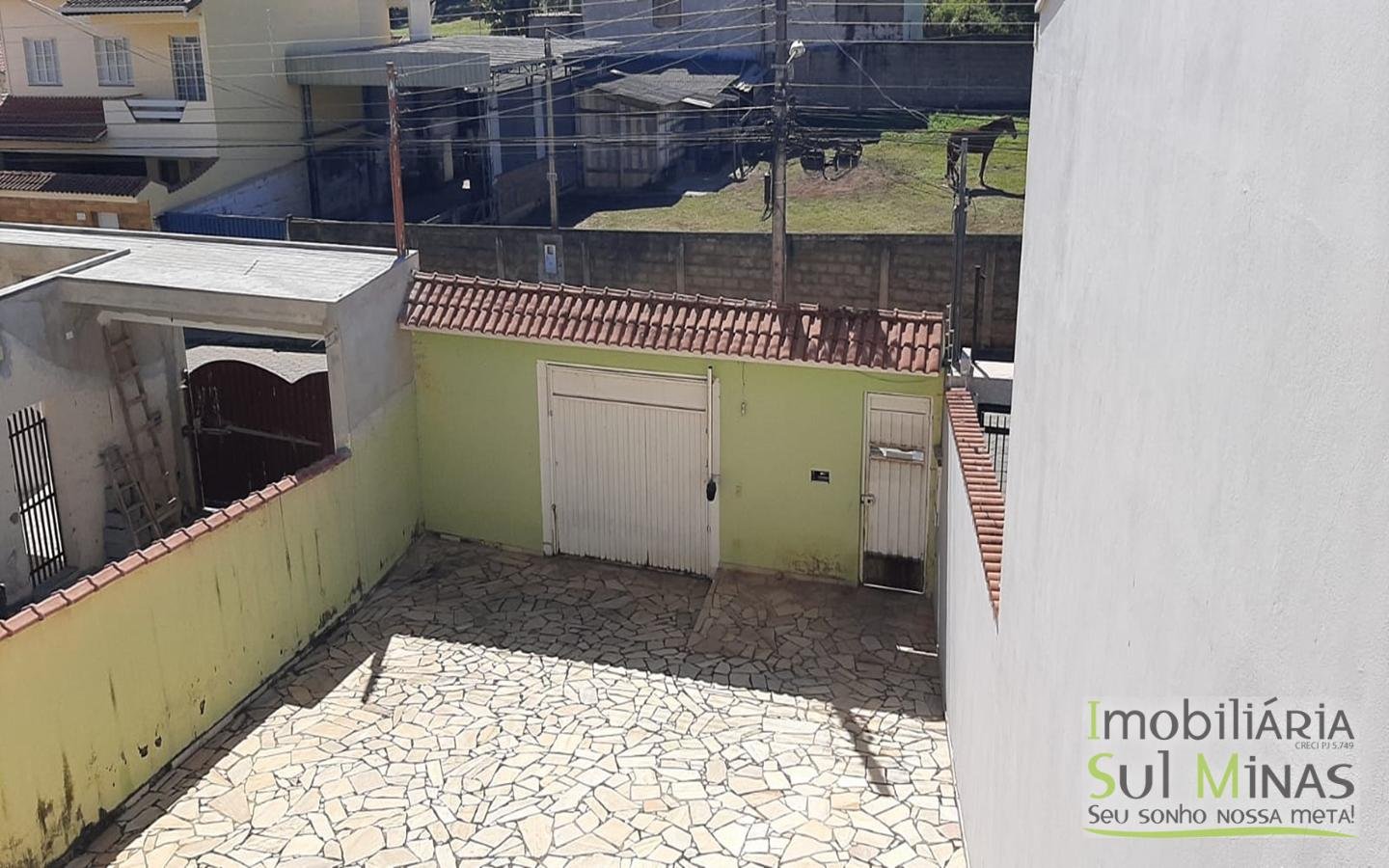 Casa com 4 Dormitórios a Venda no Centro de Cambuí MG Cód. 1505 (12)