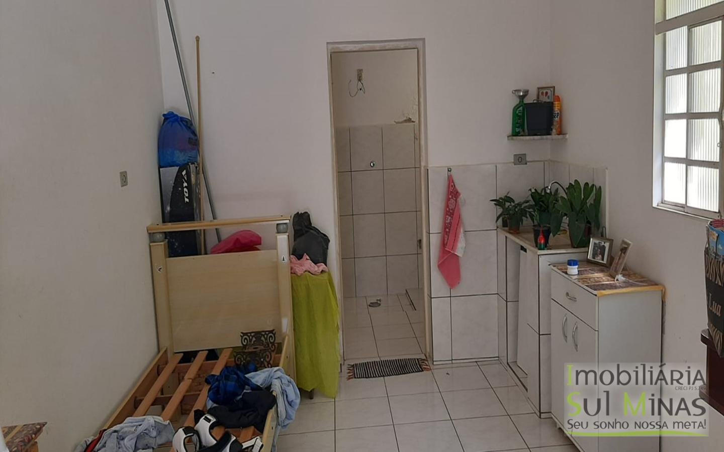 Casa com 4 Dormitórios a Venda no Centro de Cambuí MG Cód. 1505 (16)