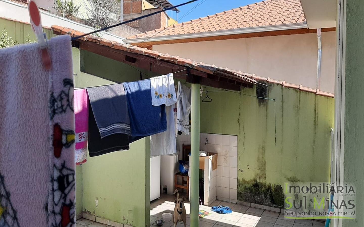 Casa com 4 Dormitórios a Venda no Centro de Cambuí MG Cód. 1505 (26)
