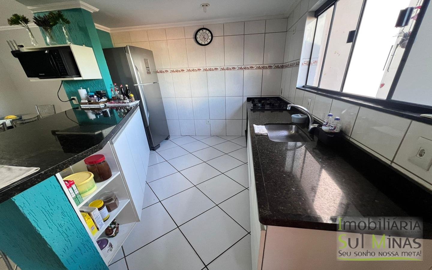 Casa com Linda Vista da Cidade à Venda em Cambuí MG Cod. 1920 (1)