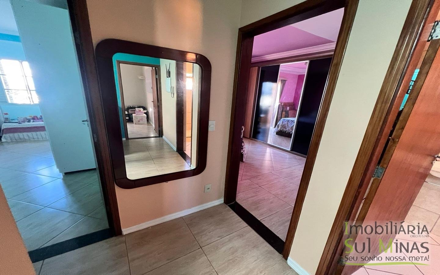 Casa com Linda Vista da Cidade à Venda em Cambuí MG Cod. 1920 (10)