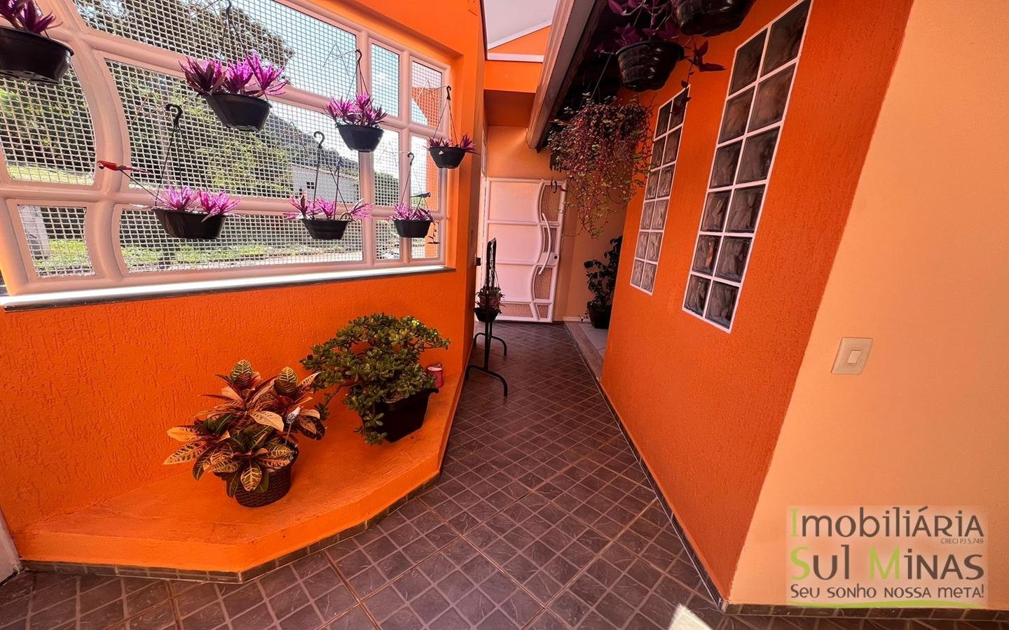 Casa com Linda Vista da Cidade à Venda em Cambuí MG Cod. 1920 (26)