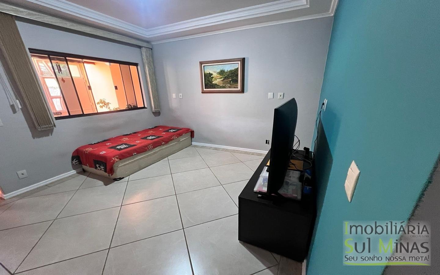 Casa com Linda Vista da Cidade à Venda em Cambuí MG Cod. 1920 (31)