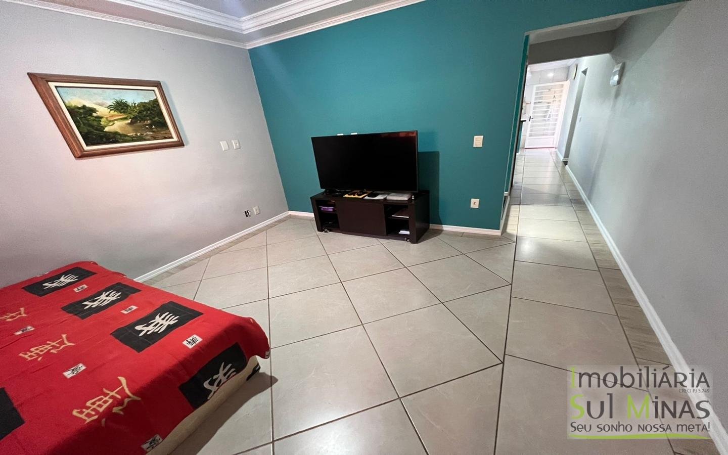 Casa com Linda Vista da Cidade à Venda em Cambuí MG Cod. 1920 (32)