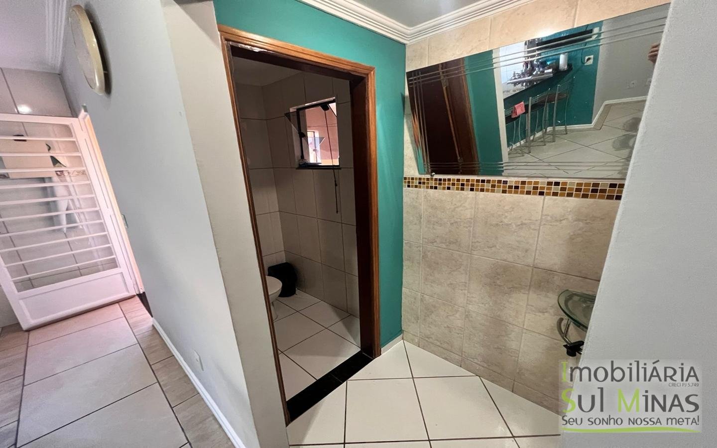 Casa com Linda Vista da Cidade à Venda em Cambuí MG Cod. 1920 (7)