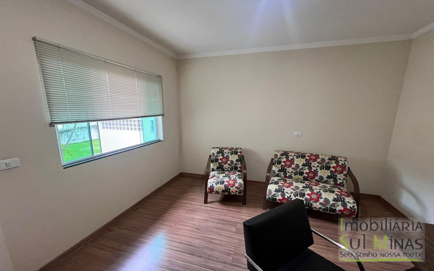 Casa com Ótimo Padrão a Venda em Cambuí MG Cód. 1851 (11)