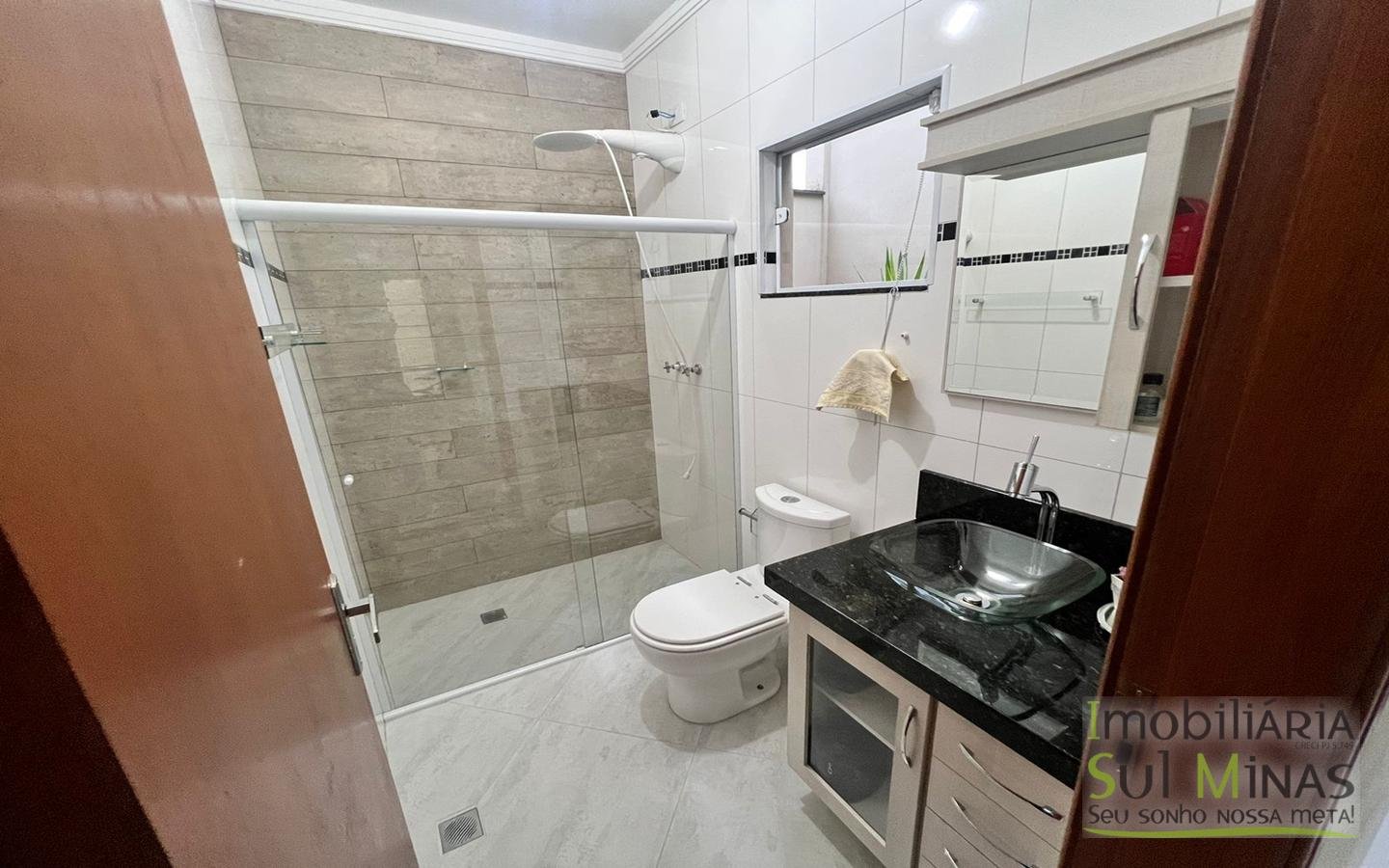 Casa com Ótimo Padrão a Venda em Cambuí MG Cód. 1851 (18)