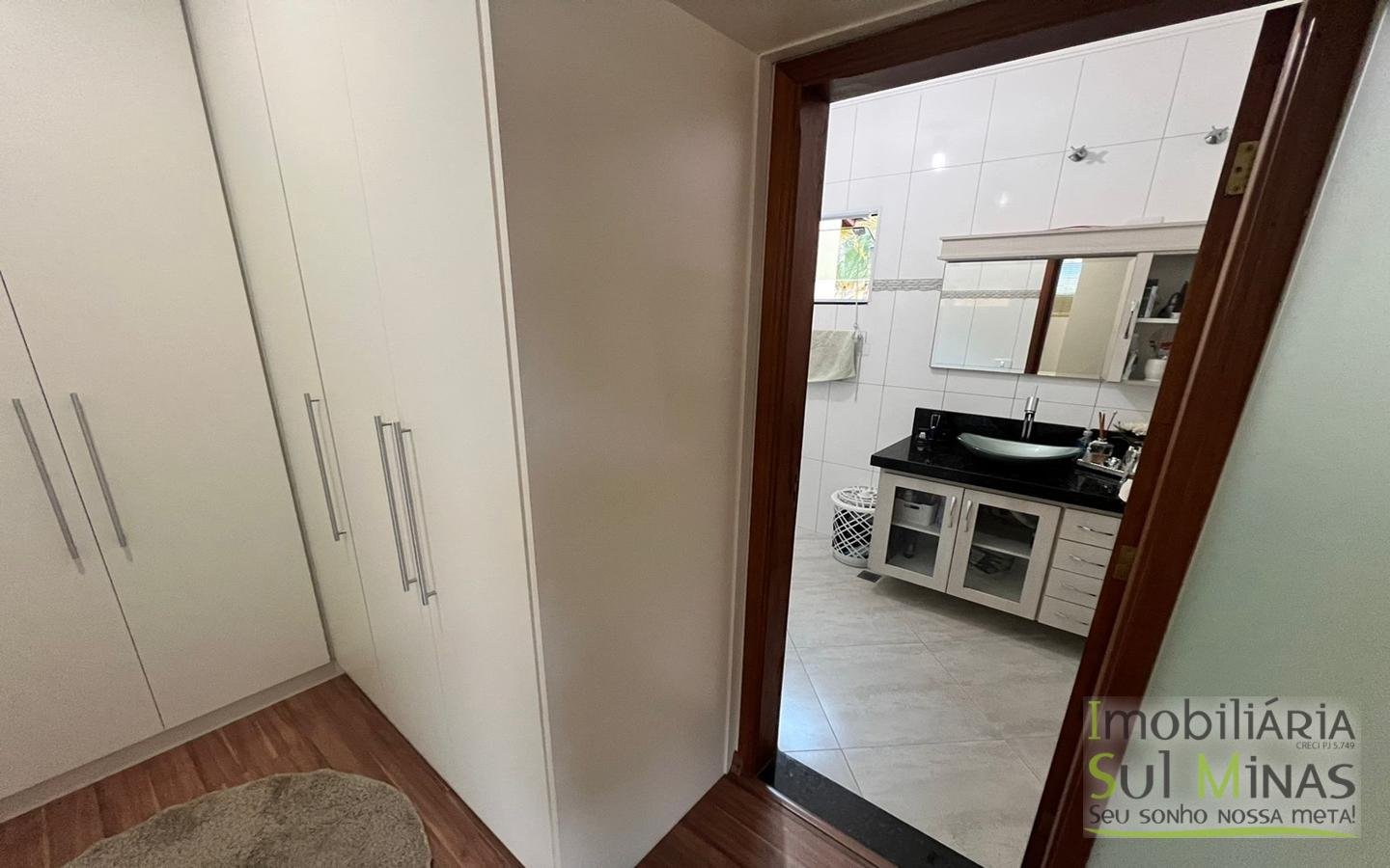 Casa com Ótimo Padrão a Venda em Cambuí MG Cód. 1851 (20)