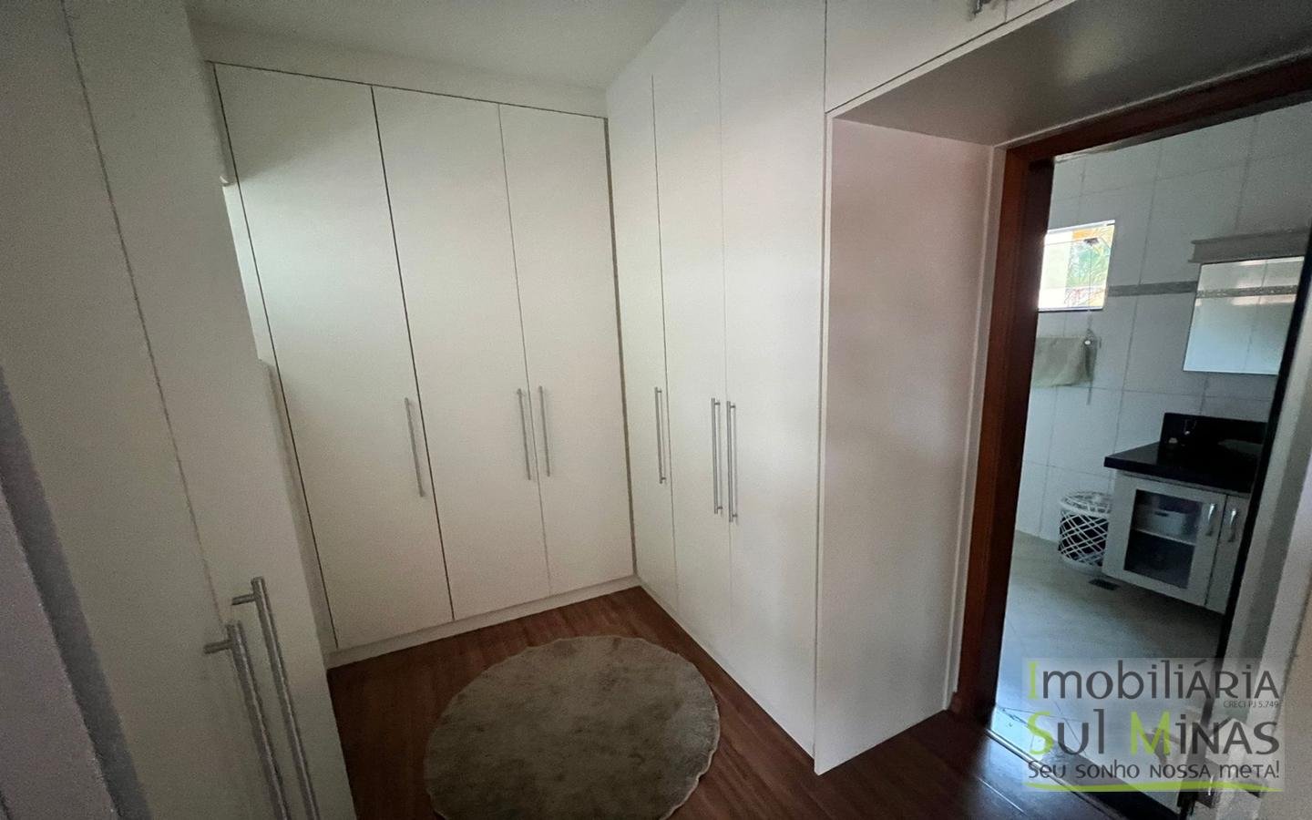 Casa com Ótimo Padrão a Venda em Cambuí MG Cód. 1851 (24)