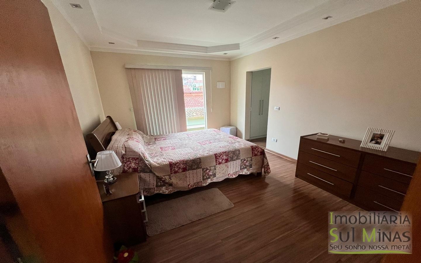 Casa com Ótimo Padrão a Venda em Cambuí MG Cód. 1851 (25)