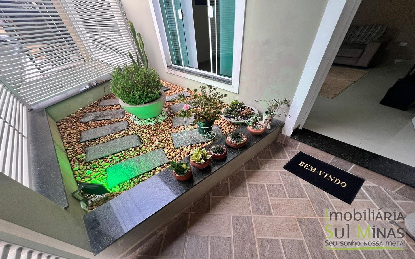 Casa com Ótimo Padrão a Venda em Cambuí MG Cód. 1851 (31)