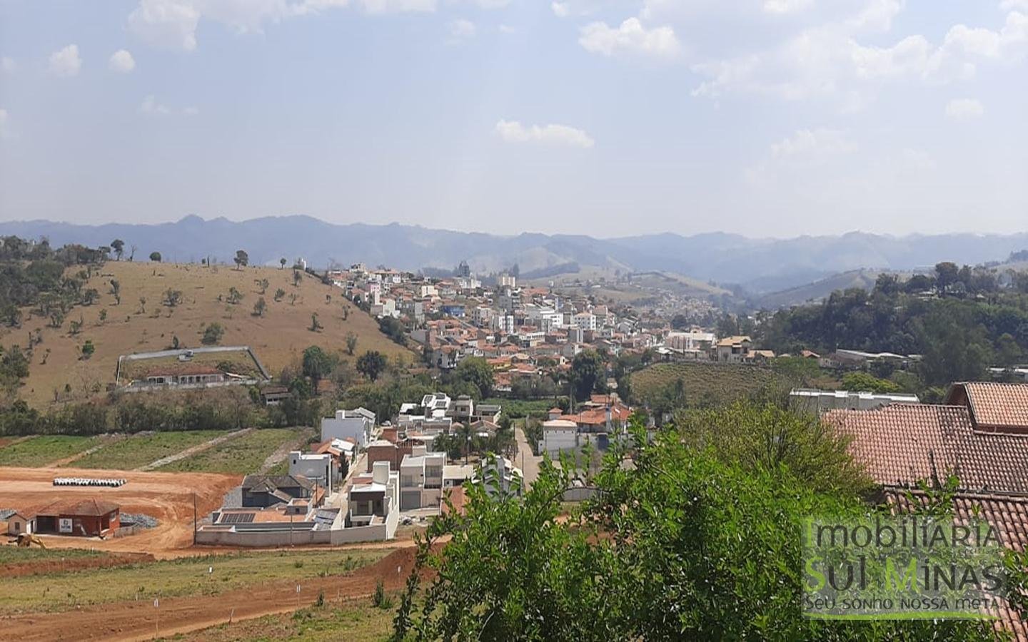 Casa de 600 m² de lote a Venda em Cambuí MG Cód. 1596 (4)