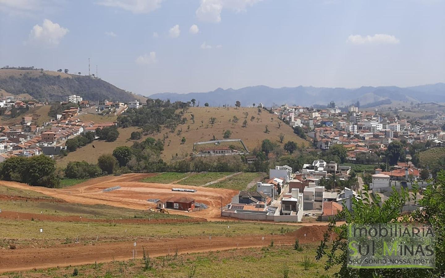 Casa de 600 m² de lote a Venda em Cambuí MG Cód. 1596 (6)