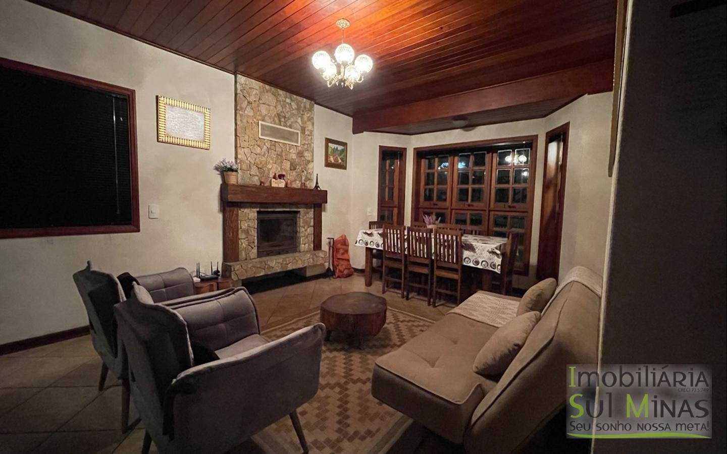 Casa de Alto Padrão à Venda em Monte Verde MG Cod. 1893 (10)