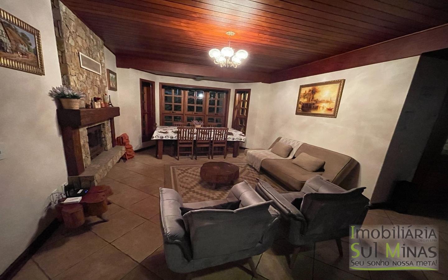 Casa de Alto Padrão à Venda em Monte Verde MG Cod. 1893 (11)