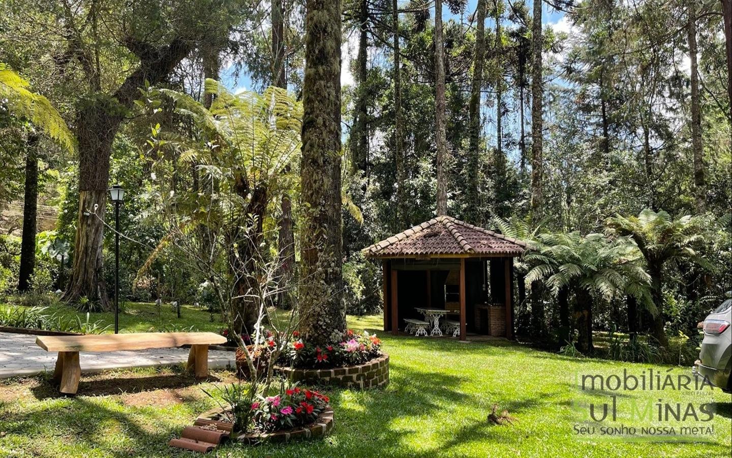 Casa de Alto Padrão à Venda em Monte Verde MG Cod. 1893 (2)