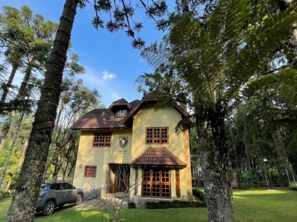 Casa de Alto Padrão à Venda em Monte Verde MG Cod. 1893 (26)
