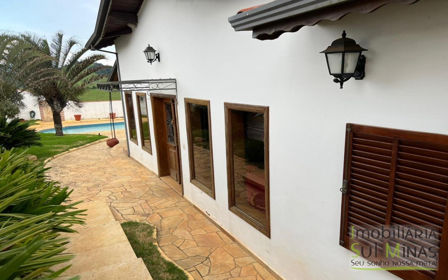 Casa de Alto Padrão com 3 Suítes a Venda em Cambuí MG Cód 1440 (10) Casa de Alto Padrão com 3 Suítes a Venda em Cambuí MG Cód 1440 (10)