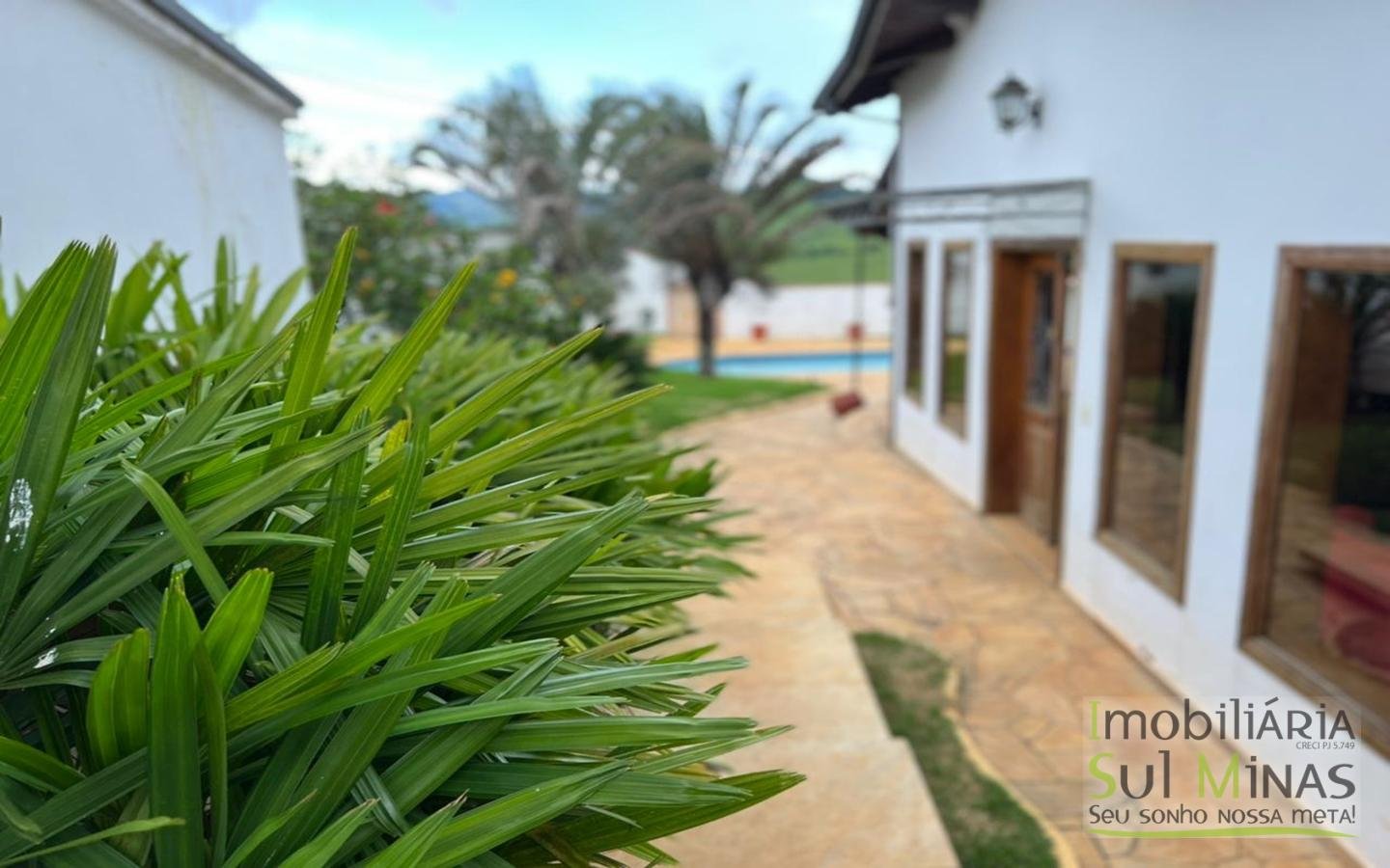 Casa de Alto Padrão com 3 Suítes a Venda em Cambuí MG Cód 1440 (11)