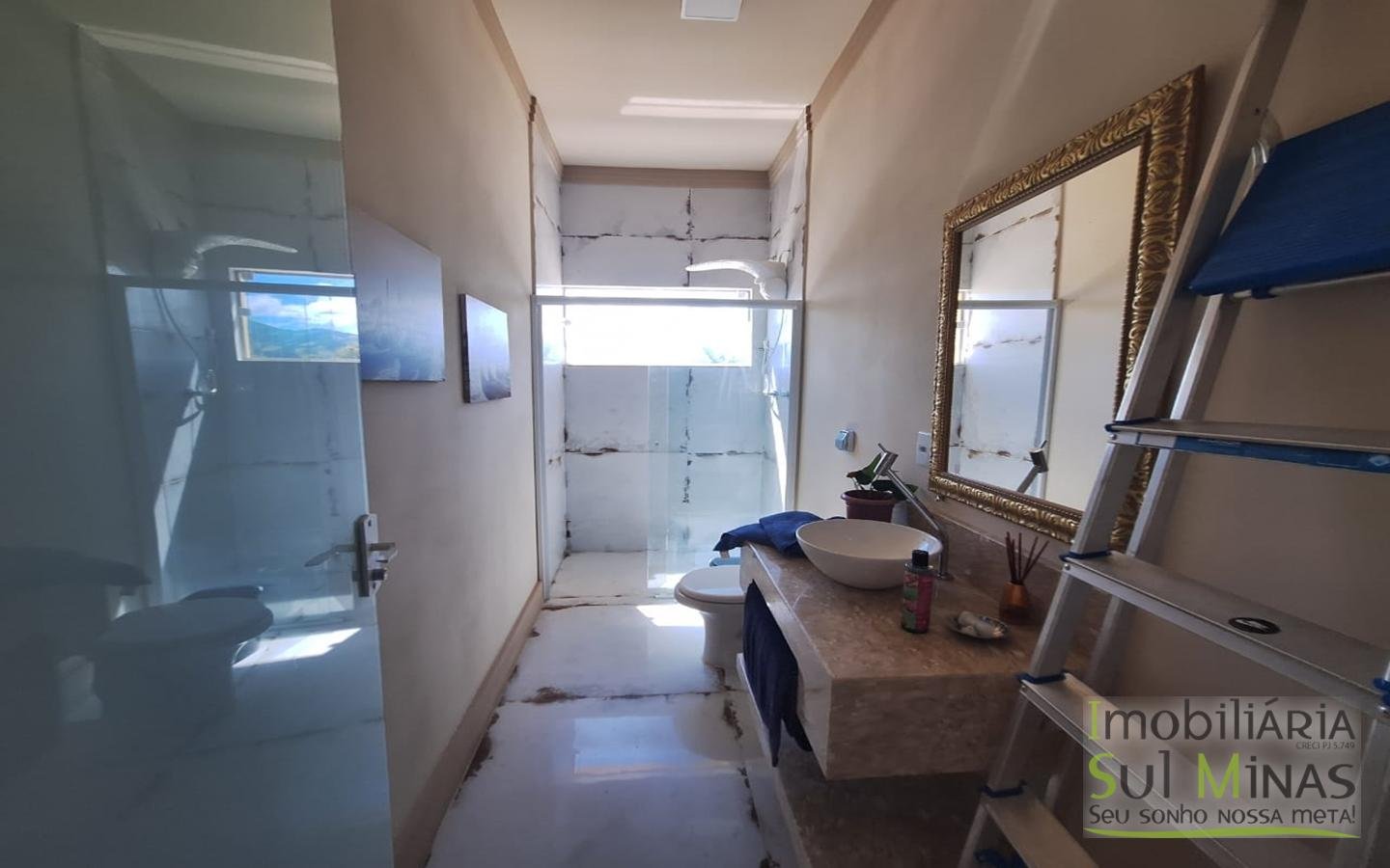Casa de Alto Padrão com Vista Espetacular a Venda no Sul de Minas cOD. 1898 (15)