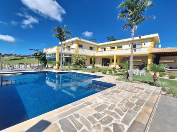 Casa de Alto Padrão com Vista Espetacular a Venda no Sul de Minas cOD. 1898 (4)