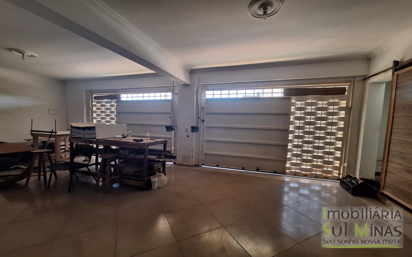 Casa de Alto Padrão com excelente acabamento a venda em Cambuí MG Cod (8)