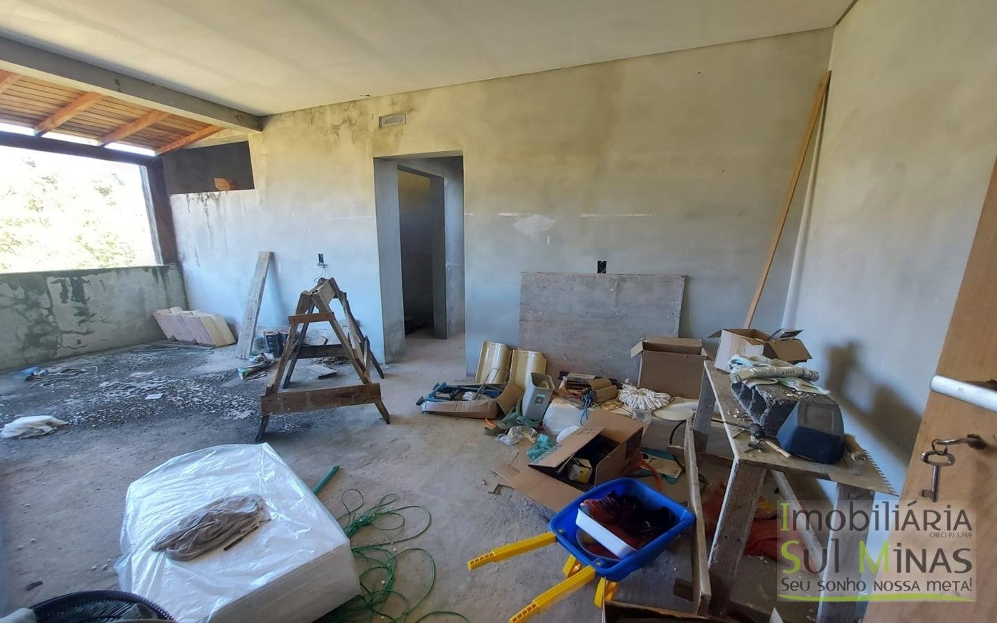 Casa de Alto Padrão em Construção a Venda no Córrego do Bom Jesus MG Cod. 1815 (14)