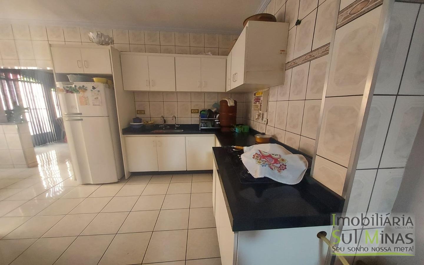 Casa no Centro com Lote de 250m² a Venda em Cambuí MG Cod 1770 (16)