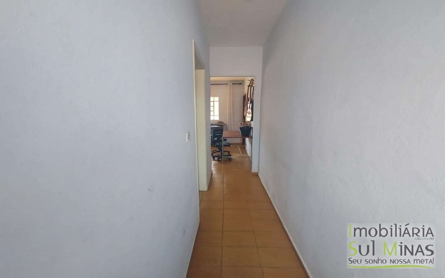 Casa no Centro com Lote de 250m² a Venda em Cambuí MG Cod 1770 (2)