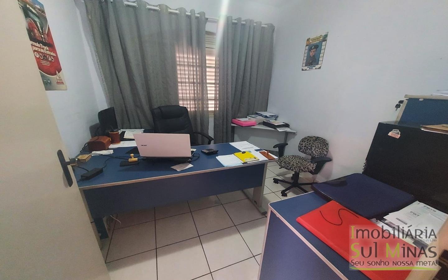 Casa no Centro com Lote de 250m² a Venda em Cambuí MG Cod 1770 (20)