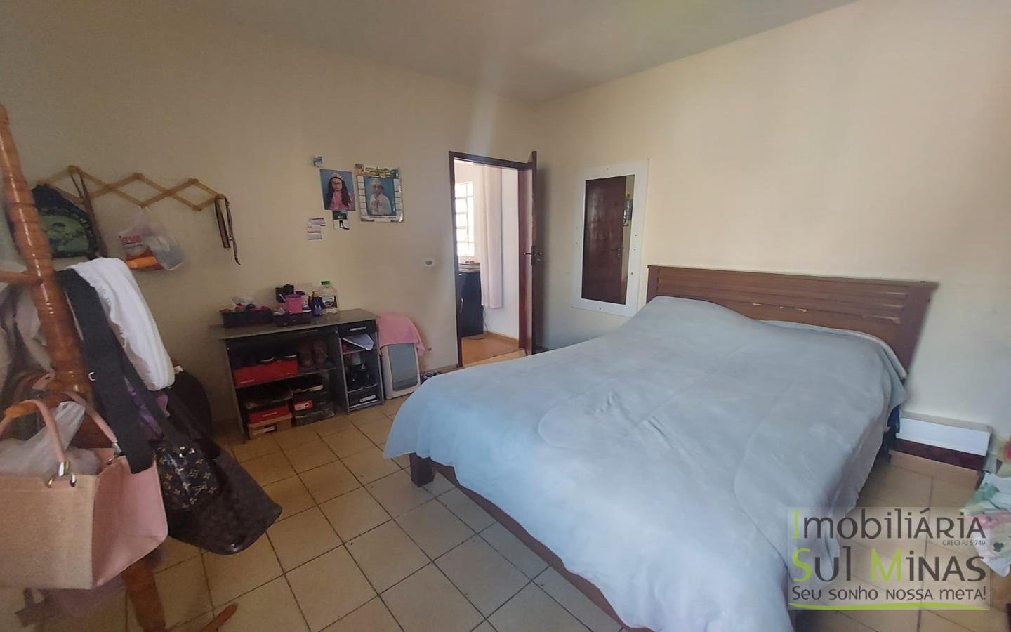 Casa no Centro com Lote de 250m² a Venda em Cambuí MG Cod 1770 (22)