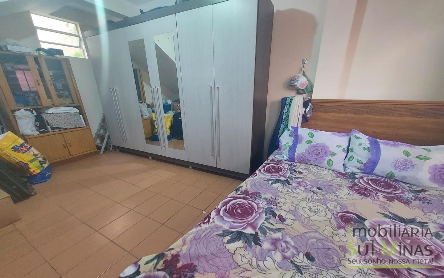 Casa no Centro com Lote de 250m² a Venda em Cambuí MG Cod 1770 (6)