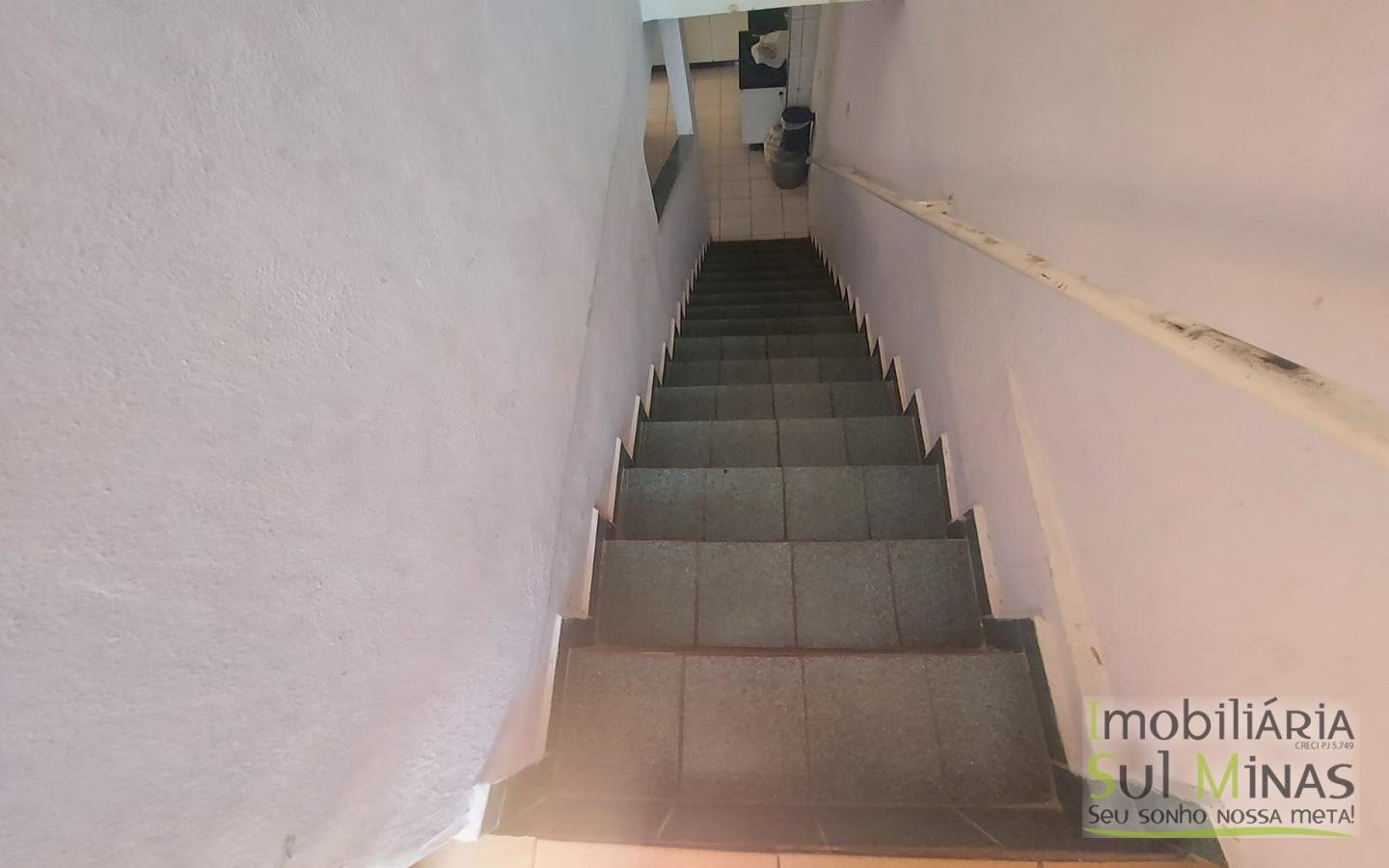 Casa no Centro com Lote de 250m² a Venda em Cambuí MG Cod 1770 (9)