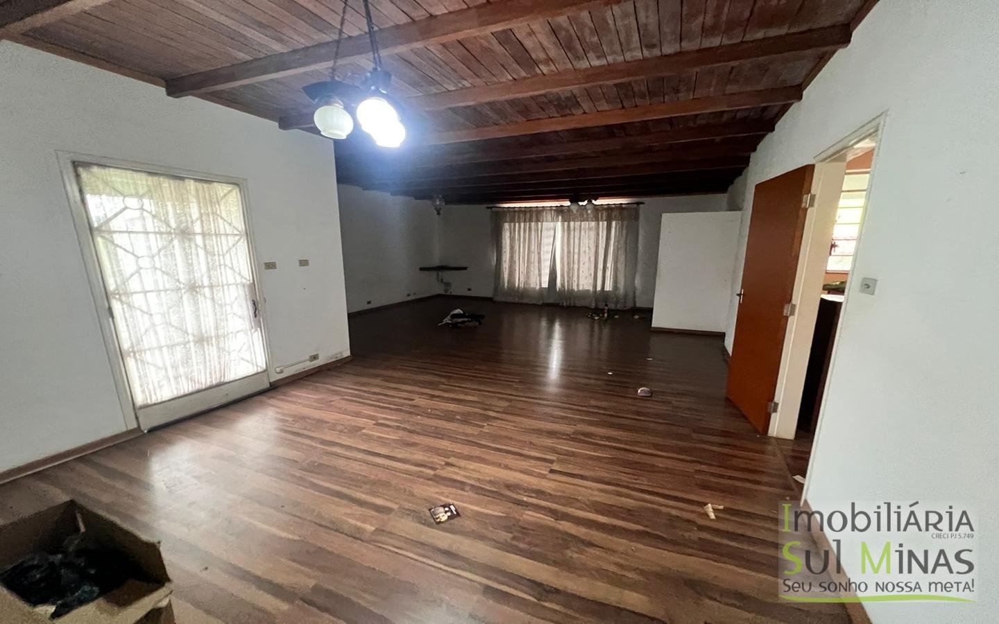 Casa no Centro de Cambuí MG com 282,51 m² de Construção Cod. 1888 (1)