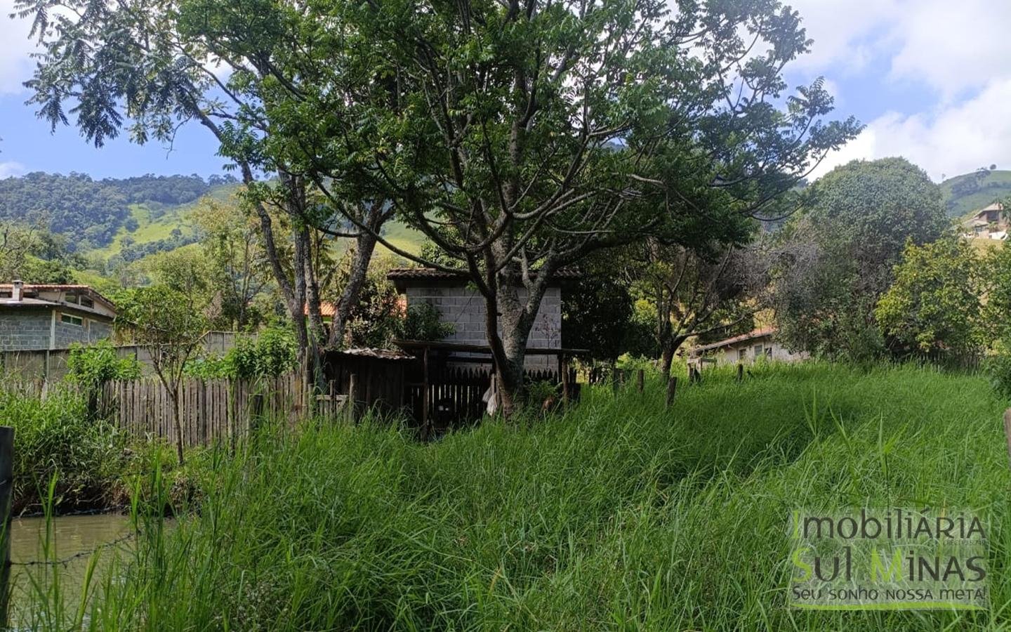 Chácara Com 5.350m² À Venda em Córrego do Bom Jesus cod2426 (40)