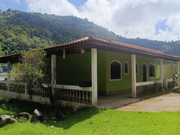 Chácara Com 5.350m² À Venda em Córrego do Bom Jesus cod2426 (9)