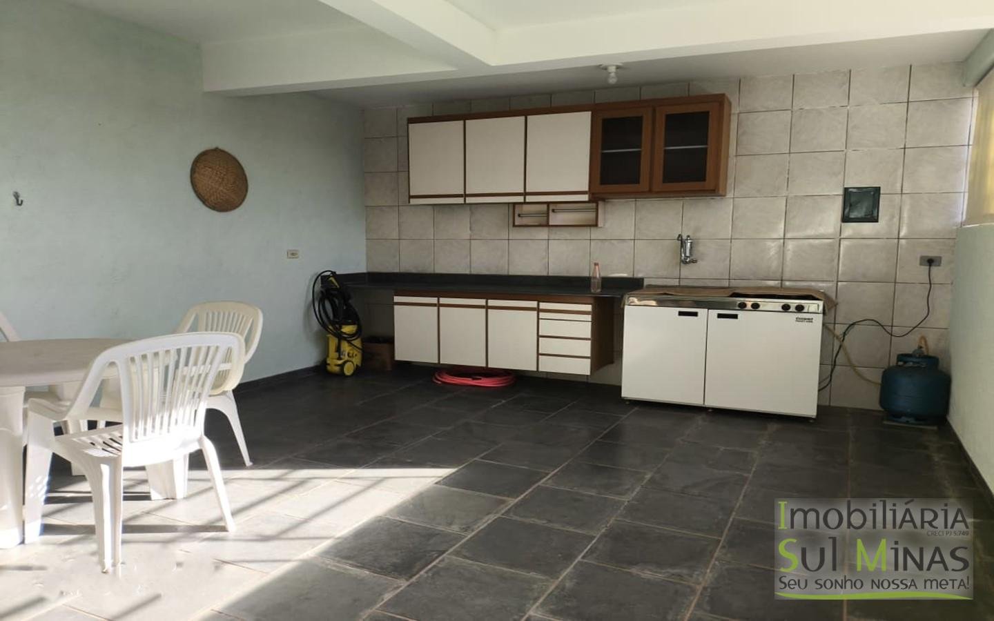 Chácara Urbana Exclusiva À Venda em Cambuí MG cod2429 (2)