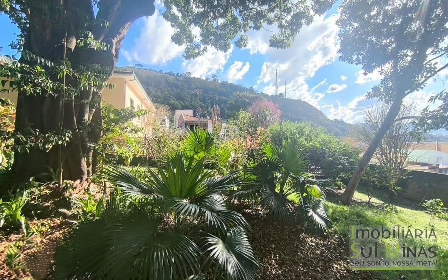 Chácara Urbana Exclusiva À Venda em Cambuí MG cod2429 (20)