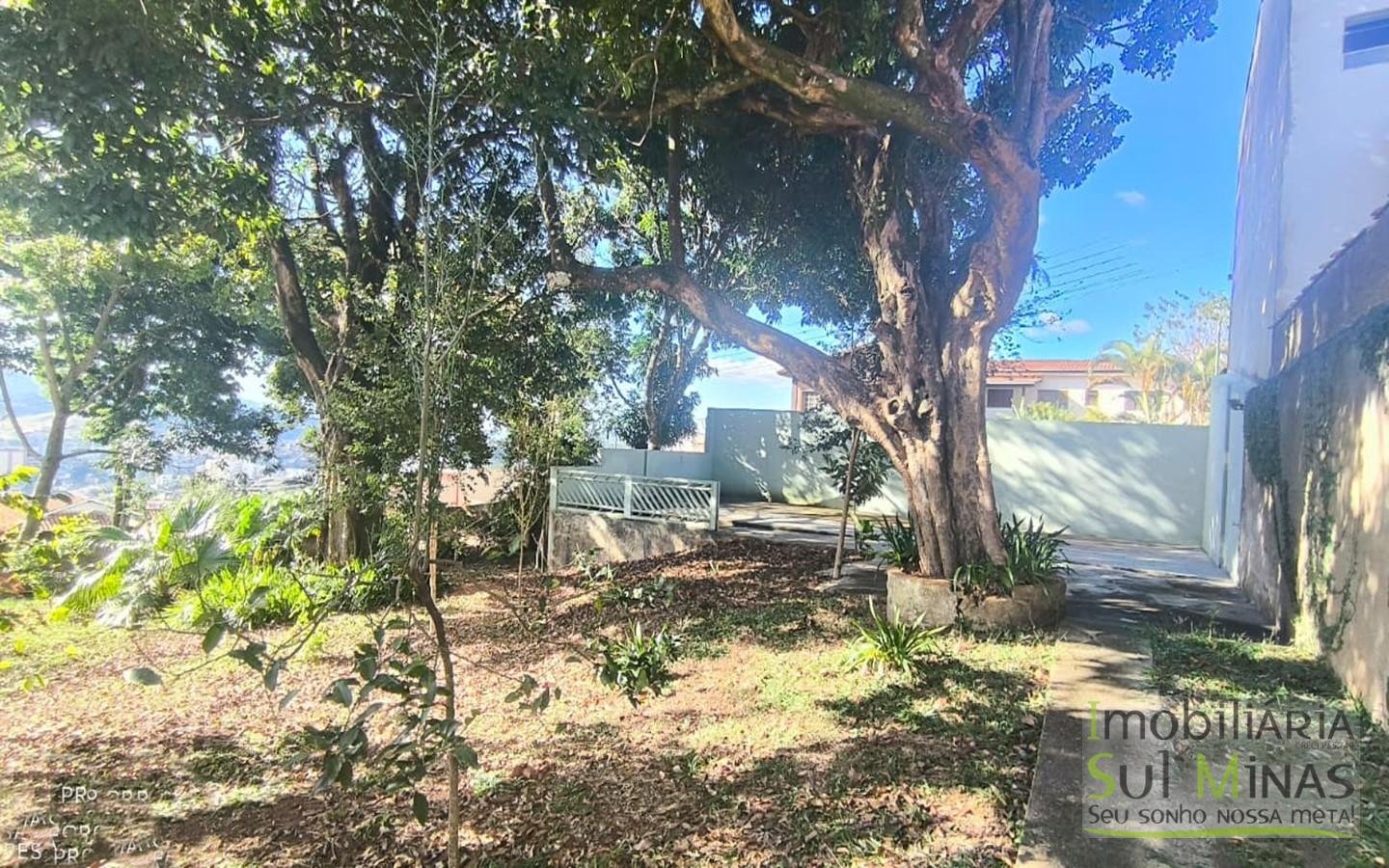 Chácara Urbana Exclusiva À Venda em Cambuí MG cod2429 (27)