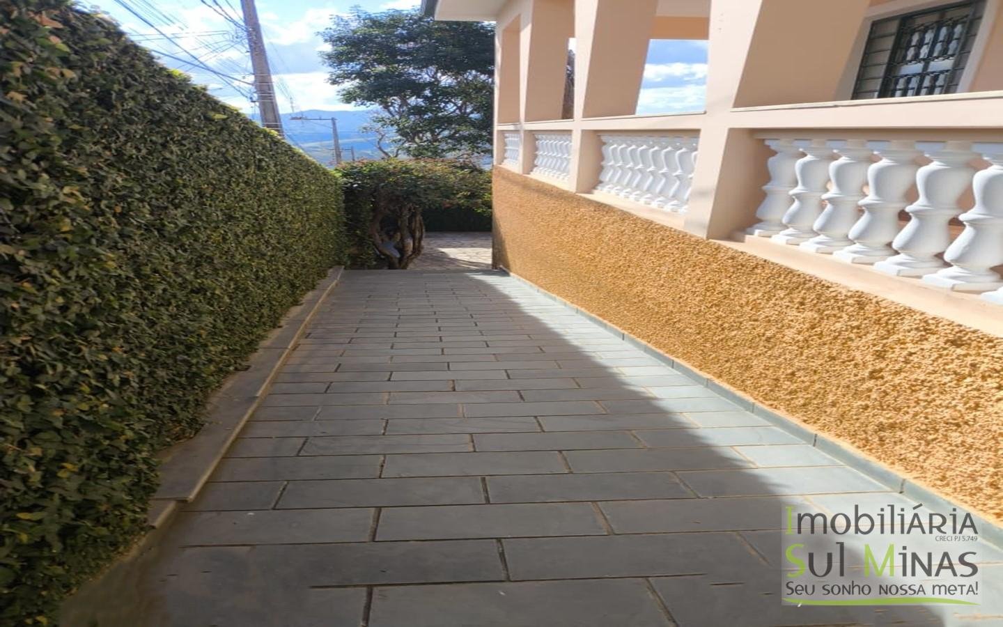 Chácara Urbana Exclusiva À Venda em Cambuí MG cod2429 (3)