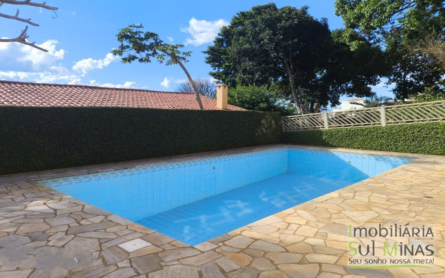 Chácara Urbana Exclusiva À Venda em Cambuí MG cod2429 (4)