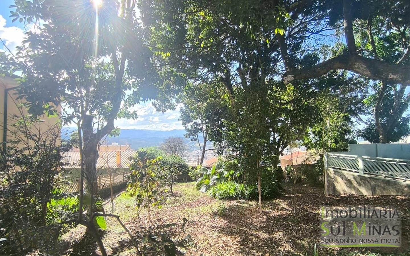 Chácara Urbana Exclusiva À Venda em Cambuí MG cod2429 (58)