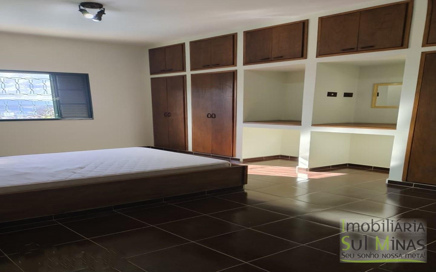 Chácara Urbana Exclusiva À Venda em Cambuí MG cod2429 (62)