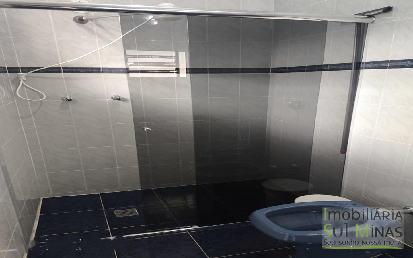 Chácara Urbana Exclusiva À Venda em Cambuí MG cod2429 (65)