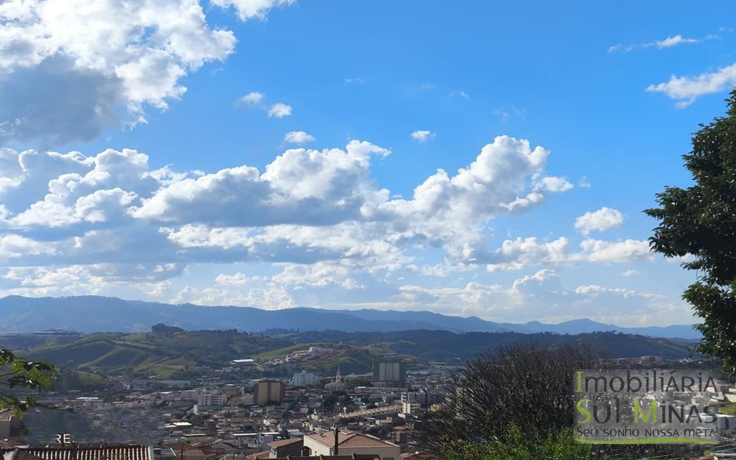 Chácara Urbana Exclusiva À Venda em Cambuí MG cod2429 (71)