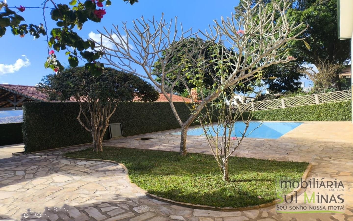 Chácara Urbana Exclusiva À Venda em Cambuí MG cod2429 (73)