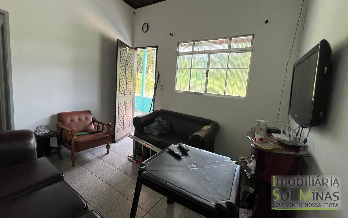 Chácara com 4.500m2, acesso asfaltado, À Venda em Cambuí cod2400 (10)