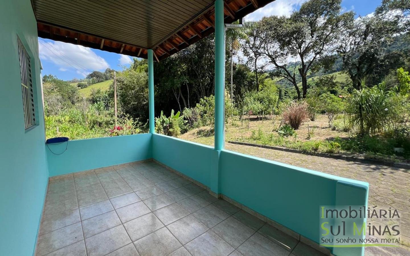 Chácara com 4.500m2, acesso asfaltado, À Venda em Cambuí cod2400 (12)